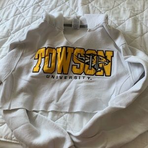 Towson university cropped hoody size medium